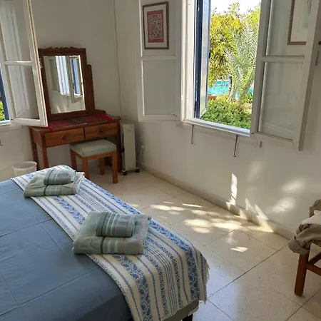 Villa Byzantino Peyia