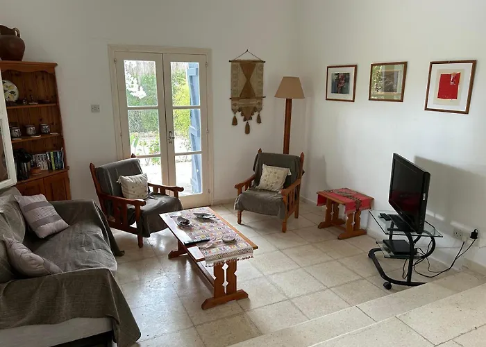 Byzantino Villa Peyia